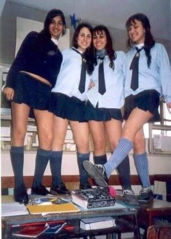 Pack variado de colegialas calentonas. 8