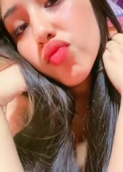 Linda adolecente se graba con sus juguetes y termina filtrada 19