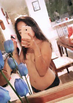 Morrita Karen pasa pack suculento por whatsaap y se filtra en el cole. 23