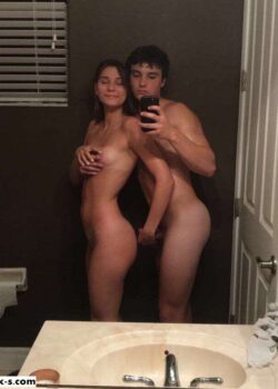 Follando con la novia se le filtran los videos. 19