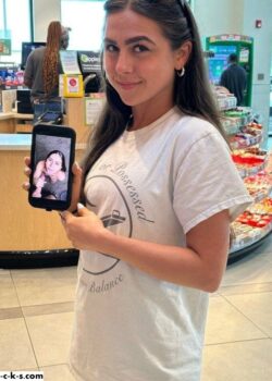 Cristal putita divina haciendo videos insanos. 17