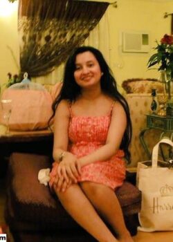 Las nudes filtradas de esta nenita. 3